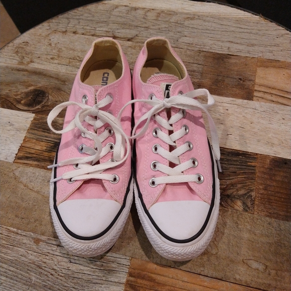 pink converse womens size 8
